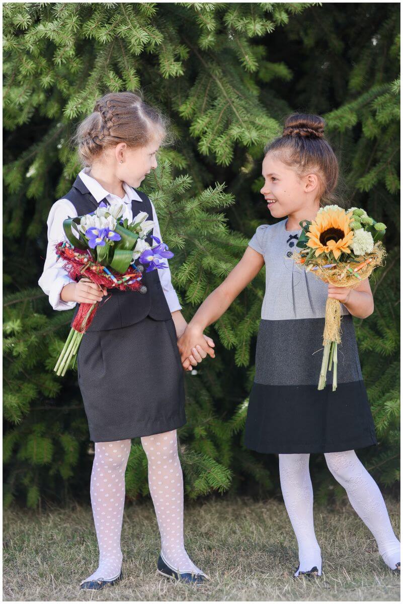 Нежные красивые букеты цветов для девочек к 1 сентября купить