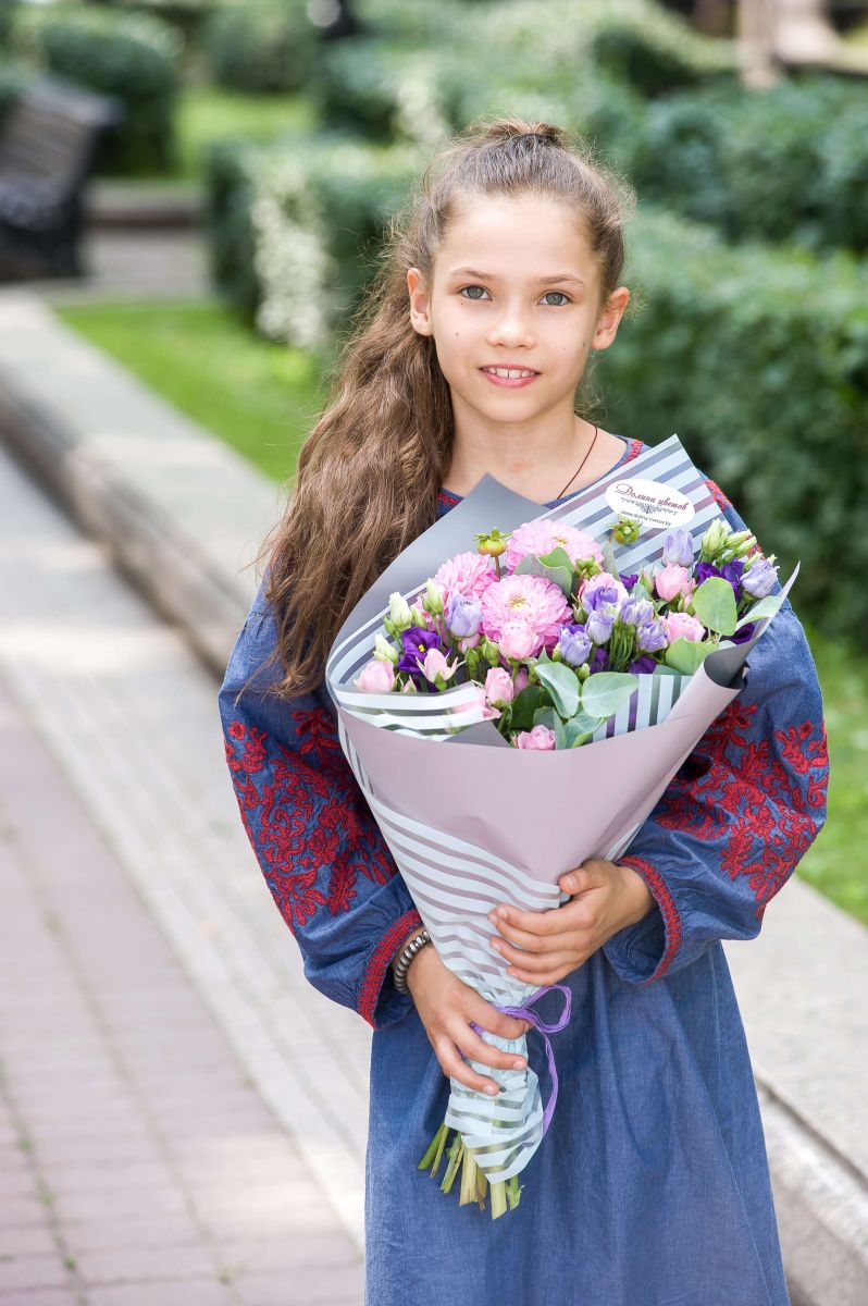 Цветы на 1 сентября доставка в Минске курьером цены от 20 руб