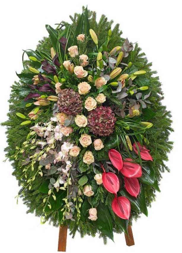 Траурная флористика - ритуальные венки, корзины из живых цветов