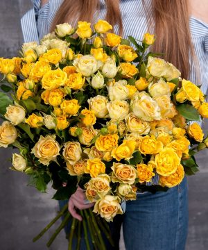 Заказать розы с доставкой в Минске: белые, красные, желтые