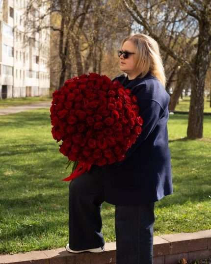 Букет из 101 розы
